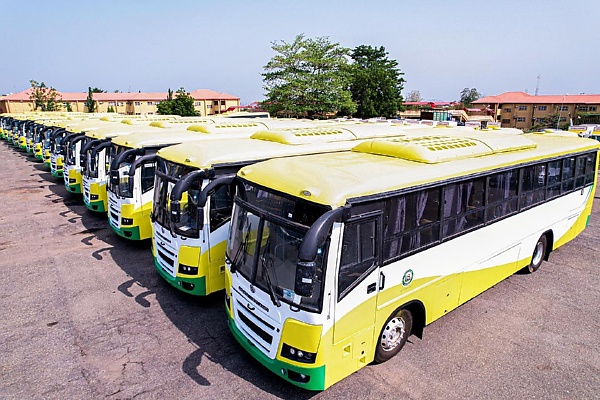 Ogun State Government Unveils Free Wifi-enabled Gateway Bus Pilot - autojosh 