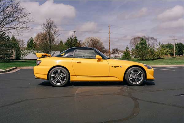 Very Rare Honda S2000 CR Sells For Mercedes-Benz S-Class Money