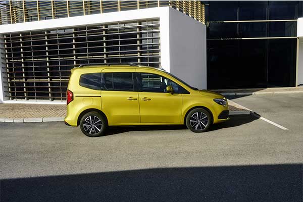 Mercedes-Benz T-Class Minivan Unveiled As A More Premium Citan Tourer