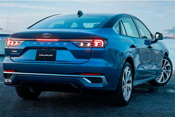 Ford's Large Sedan The Taurus Makes A Comeback But It's For The Middle-East