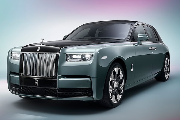 2023 Rolls-Royce Phantom 8 Series II Debut With Minor Changes, Including Illuminated Grille - autojosh