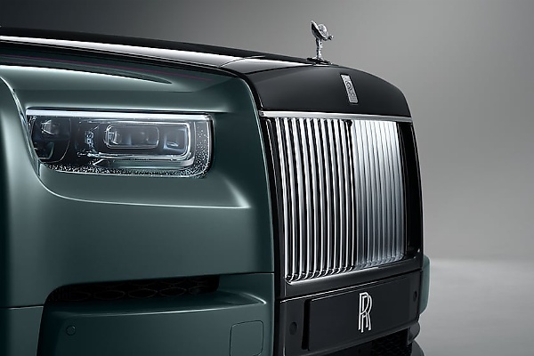 2023 Rolls-Royce Phantom 8 Series II Debut With Minor Changes, Including Illuminated Grille - autojosh 