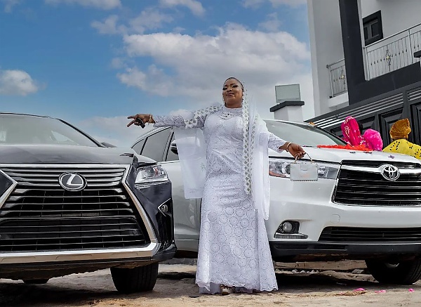 Actress Laide Bakare Acquires Two Luxury Cars Few Weeks After Her House Warming Ceremony - autojosh 