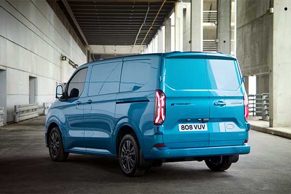 Ford launches The 2023 E-Transit Custom Electric Van With 236 Mile Range