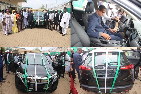 Throwback : Honda Presents First Produced Honda HR-V In Nigeria To NADDC In Abuja - autojosh