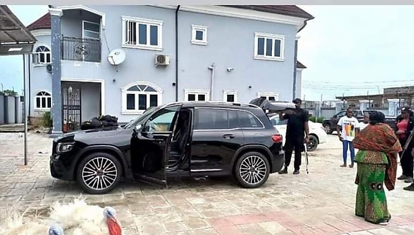 NDLEA Arrest Wanted Drug Baroness, Seizes Her Two Luxury Cars, Seals Her Mansion In Delta - autojosh 