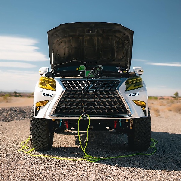 Today's Photos : SEMA-featured Custom 'Pure 4×4' Is A Lexus GX460 On Steroids - autojosh 