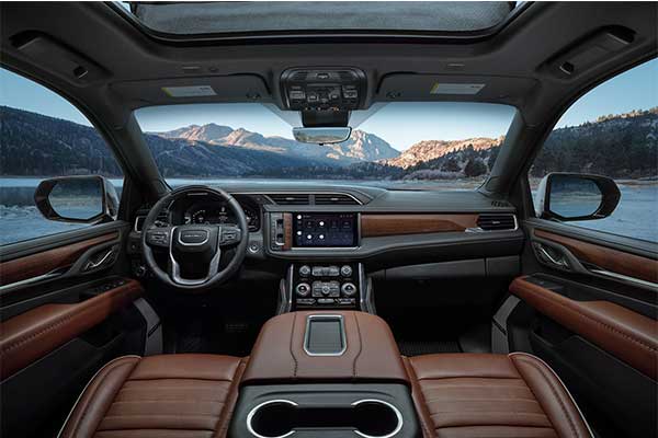 GMC Goes Entirely Into Luxury Mode With The Latest Yukon Denali Ultimate