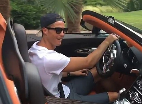 Cristiano Ronaldo's $2.2m Bugatti Veyron 'Involved In Crash' - autojosh 