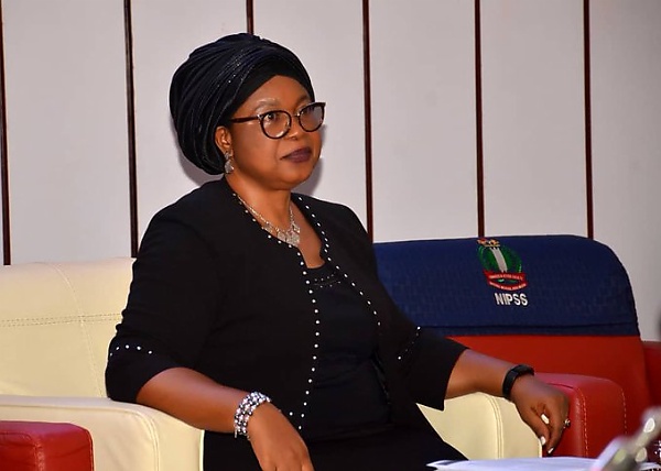 Female Nigerian Professor Laments As She Now Spends N40K Every Week To Fuel Her Diesel Car - autojosh 