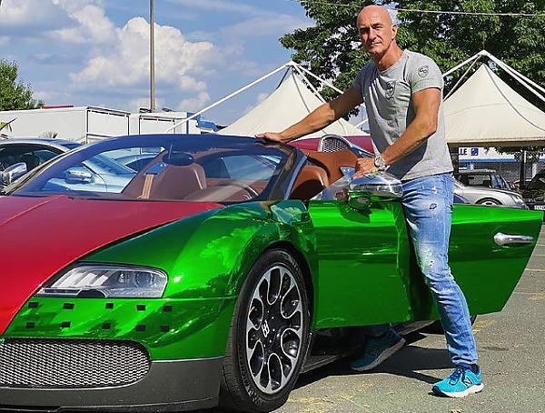 This Guy Does Pull-Ups While Hanging From The Doors Of His Rolls-Royce And Bugatti - autojosh 