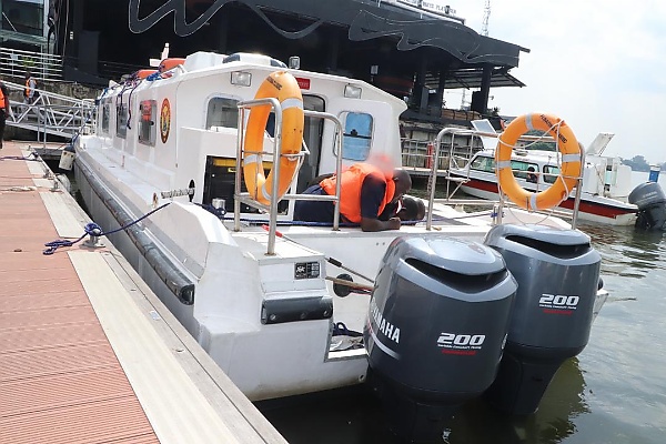 LAGOS Launches ‘Floating Clinic Boat’ For Emergency, Medical Outreach Services - autojosh 