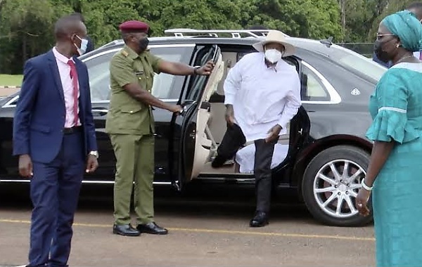 Armored Mercedes-Maybach Limo Joins Uganda President Yoweri Museveni's Fleet - autojosh 