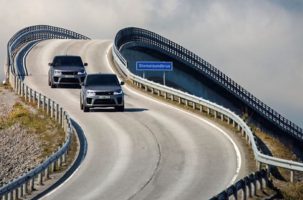 Defenders, Range Rover And Jaguar Stunt Cars From Latest 007 Film Are Up For Charity Auction - autojosh 