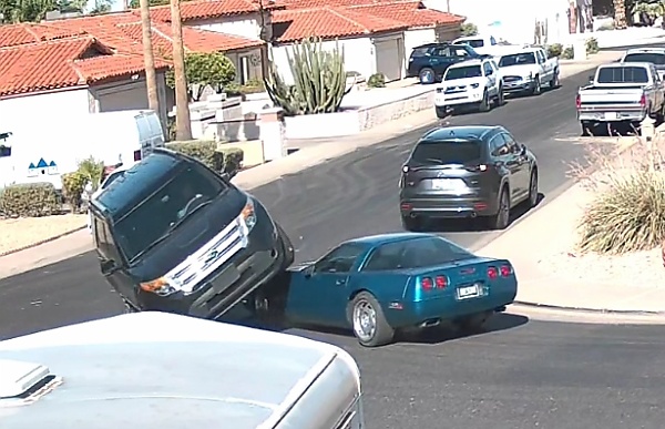 Watch : Inattentive Driver Drives Ford Explorer SUV Over Chevrolet Like It Is Not There - autojosh 