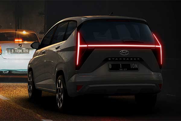 Hyundai Introduces The Futuristic Stargazer Minivan For The Indonesian Market