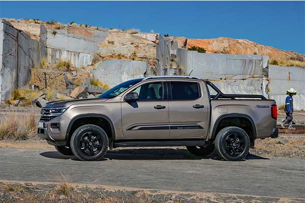 2023 Volkswagen Amarok Pickup Truck Breaks Cover And It Looks Sharp