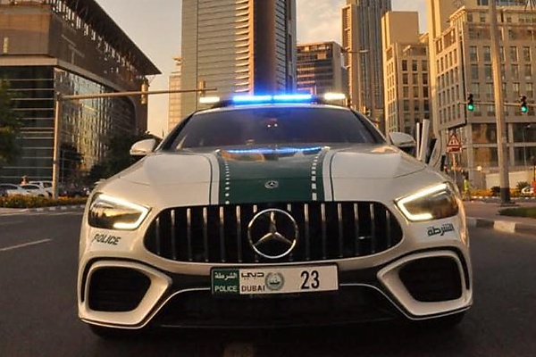 Queste 10 auto della polizia di Dubai renderanno gelosi i ricchi nigeriani - autojosh 