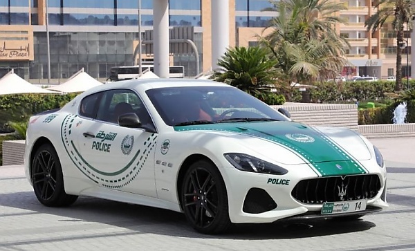 Queste 10 auto della polizia di Dubai renderanno gelosi i ricchi nigeriani - autojosh 