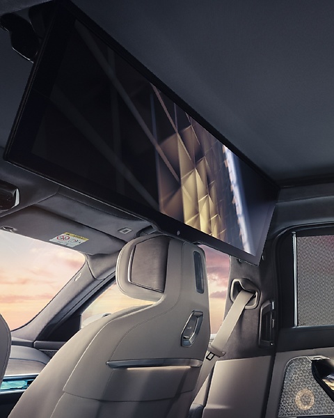 Today's Photos : Ready For A Cinematic Experience — With The 31.3 inch Theatre Screen In The BMW i7 - autojosh 
