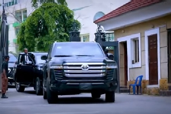 Bola Tinubu Arriving At Meeting Venue In Armored Toyota Land Cruiser 300 SUV - autojosh