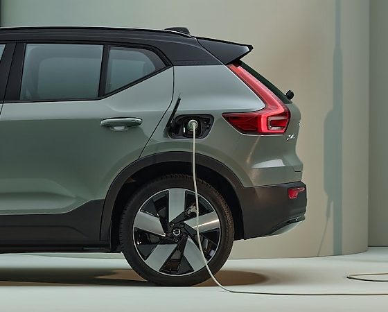 Firefighters Will Slice Up New Volvo XC40 Recharge EV To Learn How To Rescue During Fires - autojosh