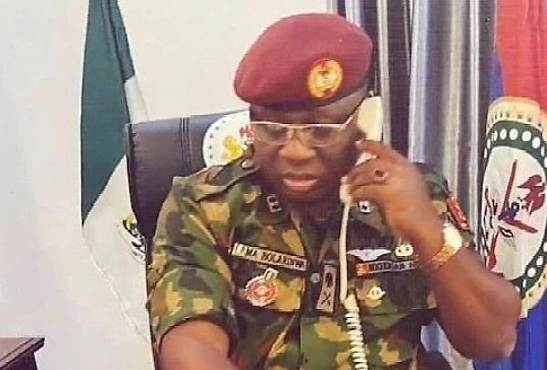 EFCC Hands Over House, Vehicles Recovered From Convicted Fake Army General To Victim In Lagos - autojosh 