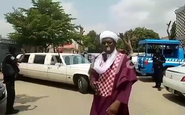 Photo News : Emir Of Kano Turned Up At FRSC Centre In Cadillac Limo To Renew His Driver’s Licence - autojosh 