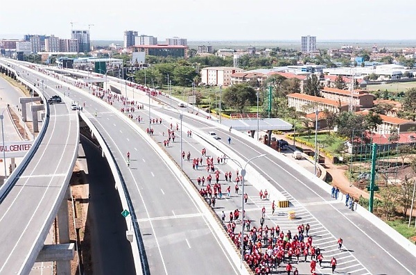 Kenyan President Opens Chinese-built 27-km Expressway, Shortens Ride From 3-hrs To 24 Mins - autojosh 