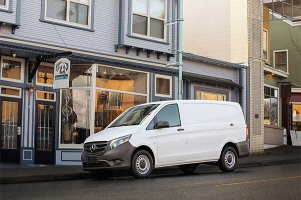 Mercedes-Benz Discontinues Metris Van In The US Market Due To Poor Sales