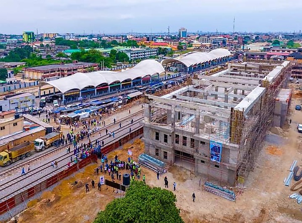 Sanwo-Olu Inspects Red Line Projects, Says It Will Transports 500,000 Passengers Daily From Q1 2023 - autojosh 