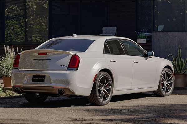 Chrysler 300 Bows Out In Style With A Limited Model Using The 6.4 V8 Powerplant