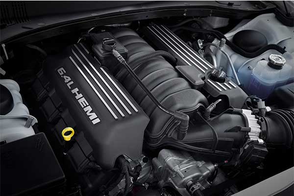 Chrysler 300 Bows Out In Style With A Limited Model Using The 6.4 V8 Powerplant