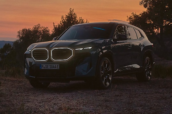 2023 BMW XM SUV Revealed With Massive Grille, Up To 744 HP - autojosh 