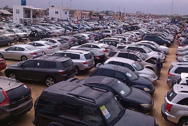 Customs Sell 6000 Impounded Vehicles As Scraps, Including 338 Sold For Just ₦3.3M, Auctioneers Kick