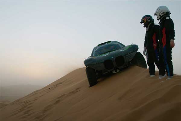 BMW Showcases Dune Taxi Electric Prototype With A 536Hp Motor In Saudi Arabia