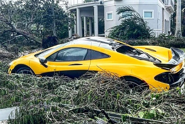 Flood From Florida’s Hurricane Ian Carries $1.5 McLaren From Garage, Just One Week After Purchase - autojosh