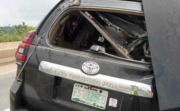 Gospel Singer, Dunsin Oyekan, Others, Survives Horrific Road Accident Between Prado And Trailer - autojosh 