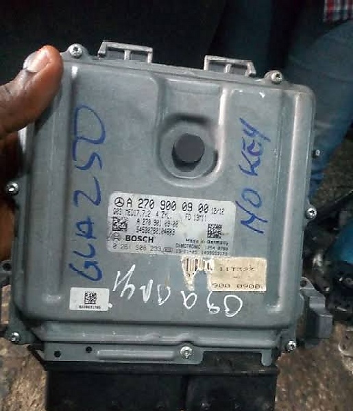 Police In Lagos Arrest Brain-box Thieves Who Stole 'Three' From Mercedes SUVs Brought In For Repairs - autojosh 