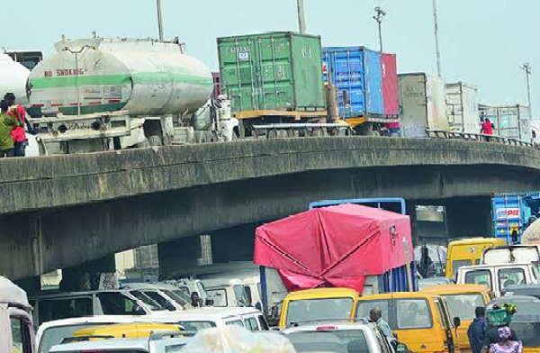 LASG Impounds 40 Trailers Under Flyover Bridges At Costain To Iganmu, Charges Owners To Court - autojosh 