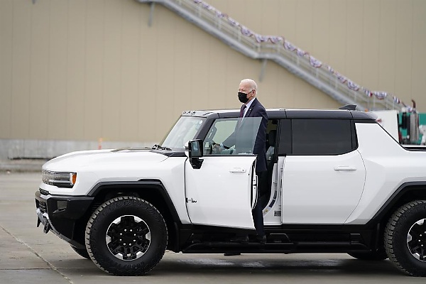 “I'll Be There. I'm A Car Guy” : U.S President Joe Biden To Attend 2022 Detroit Auto Show - autojosh 