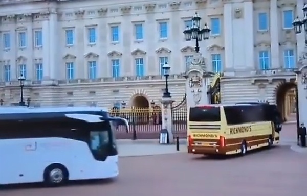 Queen's Burial: US President Joe Biden Driven In Convoy, Other World Leaders Lumped In Buses (Video) - autojosh 