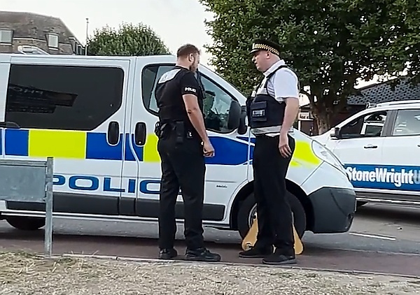 Traffic Warden Clamps A Police Car For Wrong Parking, An Argument Ensued - autojosh 