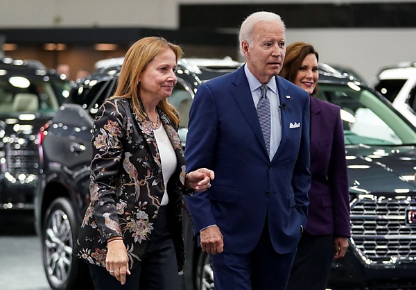 US President Hopped Into A Corvette, Offers Reporters A Ride In An Electric Cadillac Lyriq - autojosh 