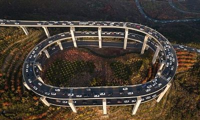 Photos : This Stunning Winding Mountain Highway In China Puts Driving Skills To Test - autojosh