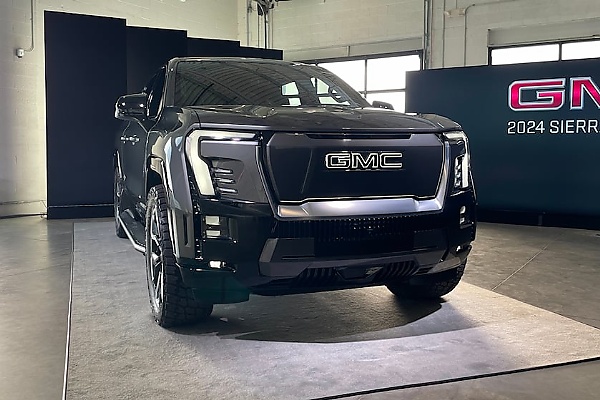 Electric Pickup Wars : GMC Sierra Vs Chevy Silverado Vs Ford F-150 Lightning Vs Rivian R1T Vs Tesla Cybertruck - autojosh 