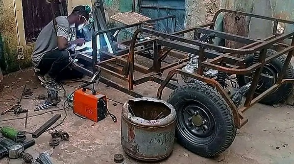 Photos : Man Builds Tricycle From Scratch In Kano, Ex-VP Atiku Hails His Ingenuity - autojosh 