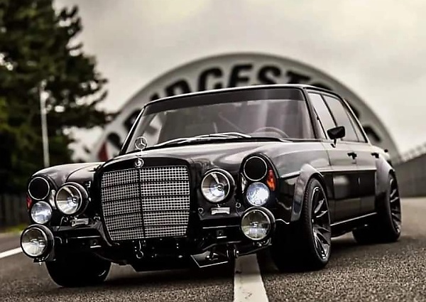 Today's Photos : Mercedes-Benz 300 SEL 6.3 - One Of The World's Fastest 4-door Cars In The Early 1970s - autojosh 