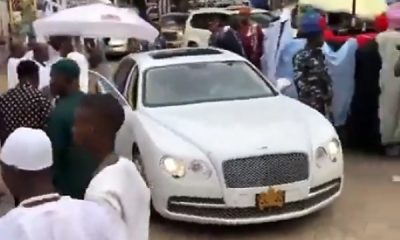 Moment Ooni Of Ife Arrived At Igbinedion 88th Birthday In A Bentley Flying Spur - autojosh