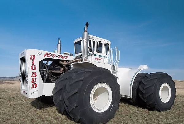 Photos : The Big Bud 747, The “World's Largest Farm Tractor” - autojosh 